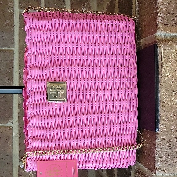 SIMPLY SOUTHERN Key Largo Crossbody Hot Pink NWT - Picture 2 of 9